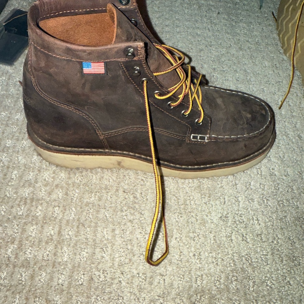 Danner Dark Bull Run Moc Toe Men's Boots with Yellow Laces.